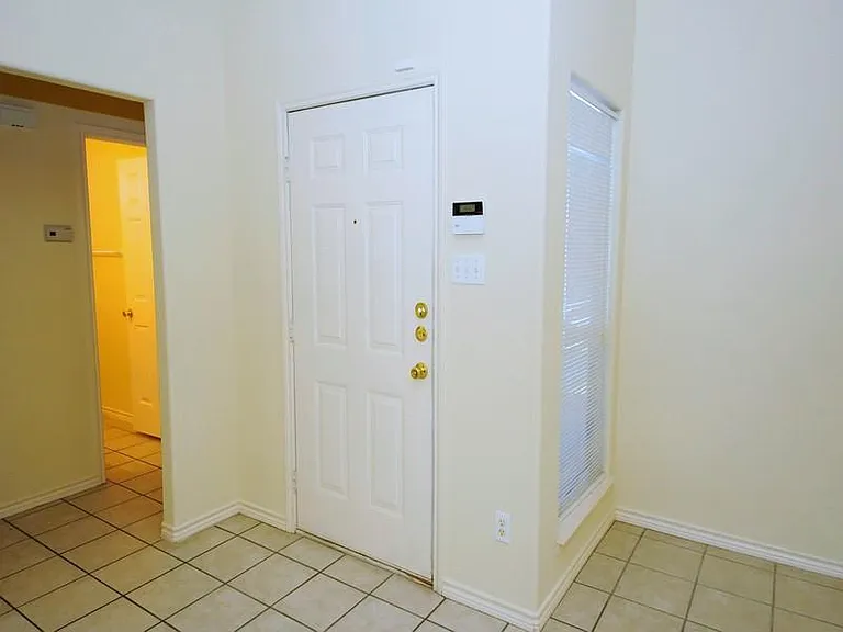 13933 Jacktar St — Photo 2