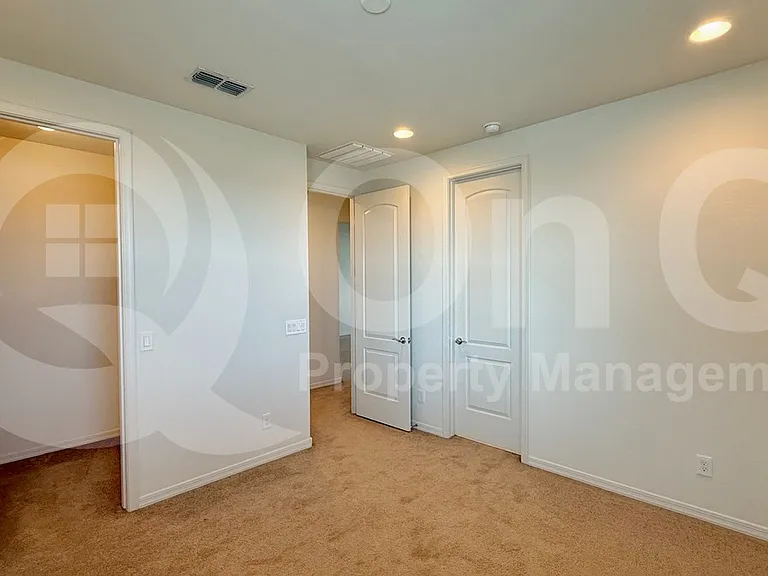 9707 W Patrick Ln — Photo 21