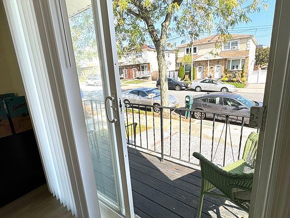3rd image of 60 Littlefield Ave