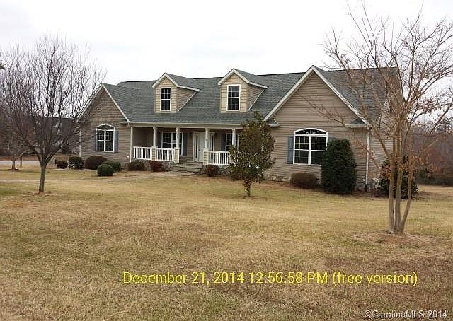 1st image of 105 Ariel Dr