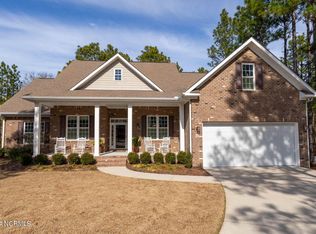 5 Wilkes Ct, Pinehurst, NC 28374