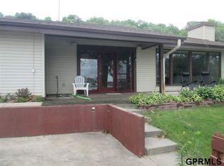 2807 La Platte Rd, Bellevue, NE 68123