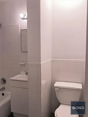 Rented by Bond New York | media 13