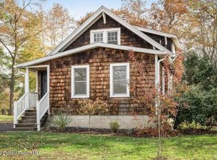 92 John St, West Hurley, NY 12491
