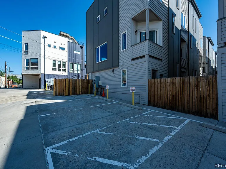 2324 Federal Blvd #A — Photo 25