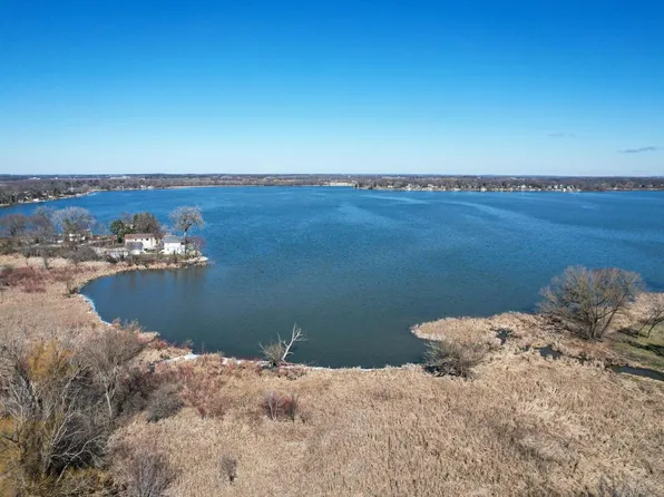 24006 LAKESHORE DRIVE, Kansasville, WI 53139