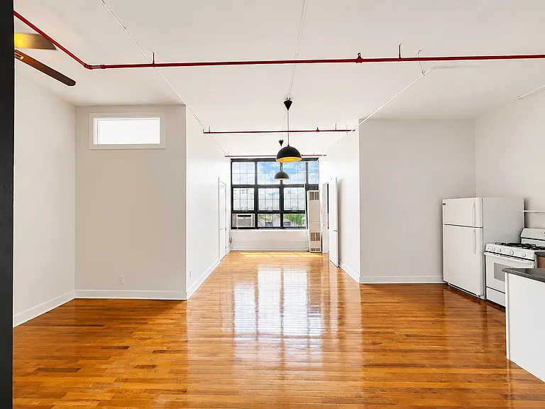 248 McKibbin St #2M — Photo 2