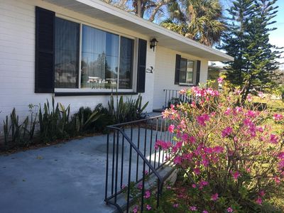 586 S Ridgewood Ave, Ormond Beach, FL, 32174