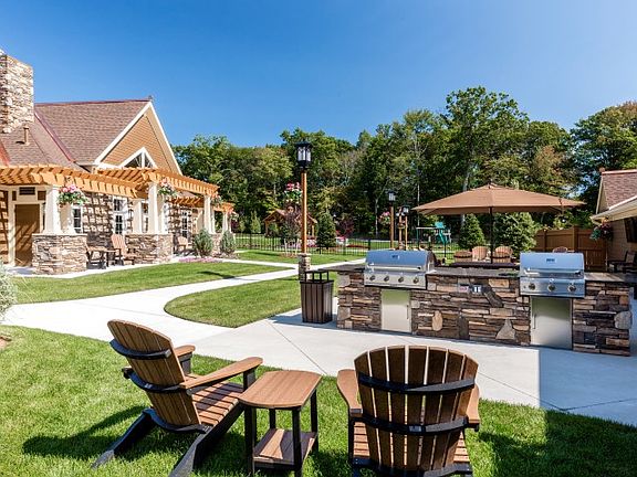 Community Grill Area