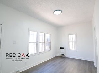 3906 W Mont Clair St #3908-1/4, Los Angeles, CA 90018