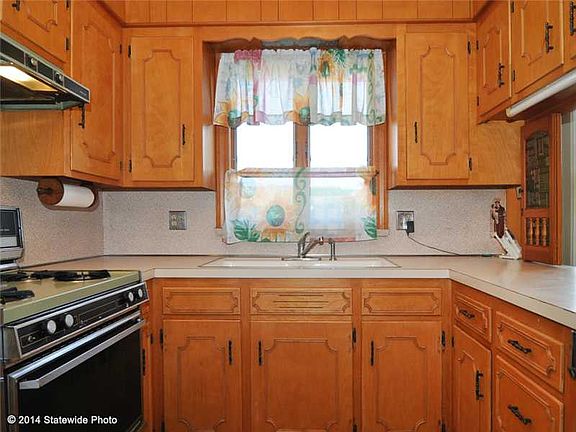 2nd image of 37 Gillen Ave