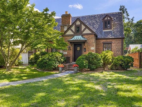 2nd image of 4503 Bromley Ln