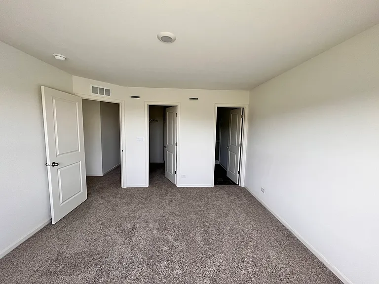 2491 Bella Dr — Photo 9