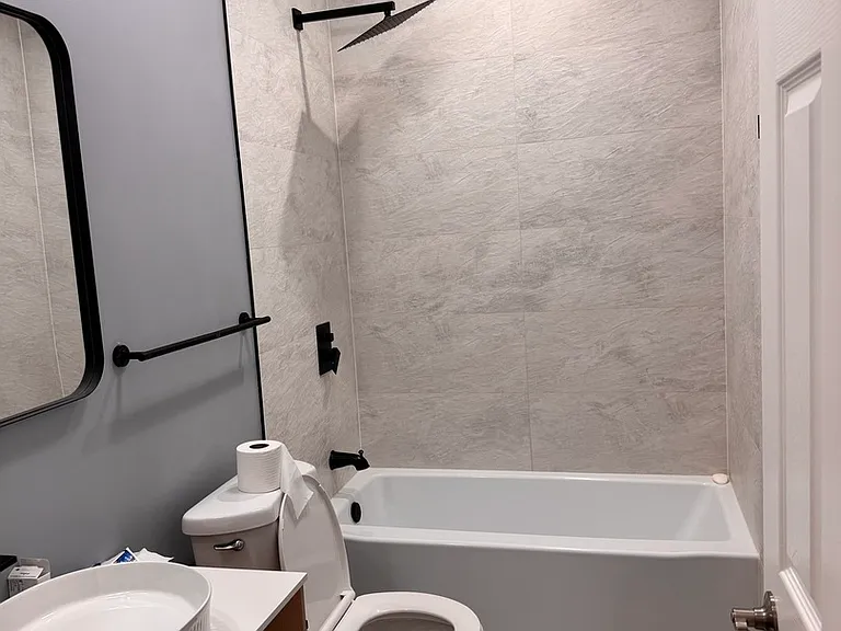 818 S Karlov Ave #1 — Photo 6