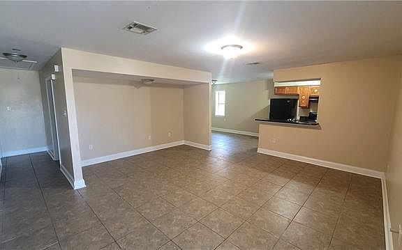 3rd image of 5122 Wentworth Dr