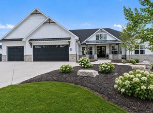 699 Blackberry Ct, Oneida, WI 54155