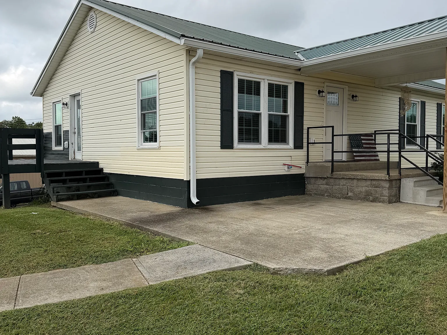 3 bed, $1,500 — Photo 4