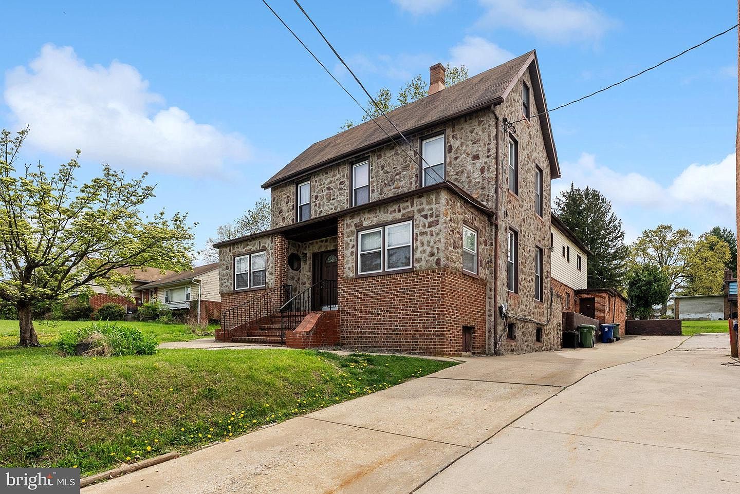 4813 W Forest Park Ave