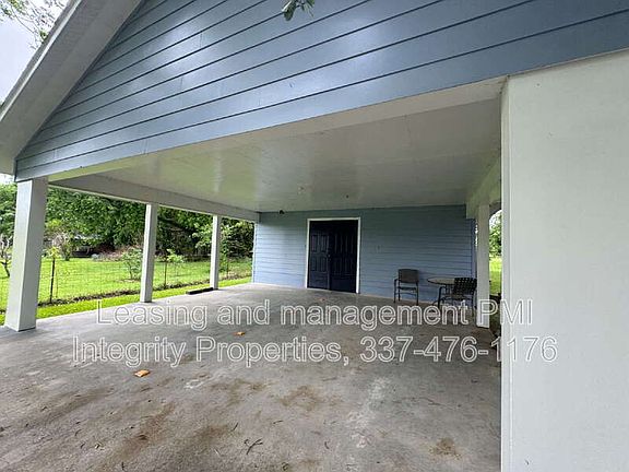 3rd image of 802 Espasie Dr #B