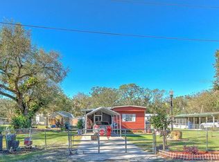 3825 Court St, Zephyrhills, FL 33541