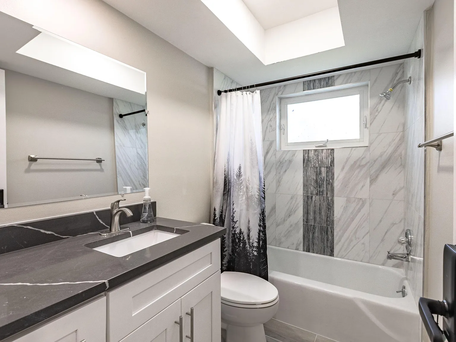4 bed, 6.0 bath, 1481 sqft, $1,274 — Photo 3