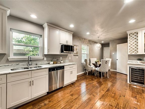 4th image of 13329 Rolling Hills Ln