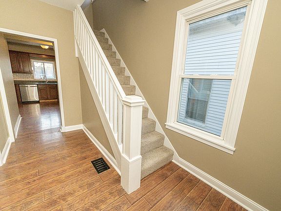 3rd image of 3105 Frazier St