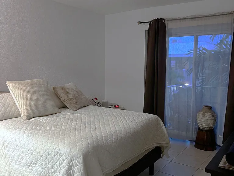 Bedroom (Photo 2)