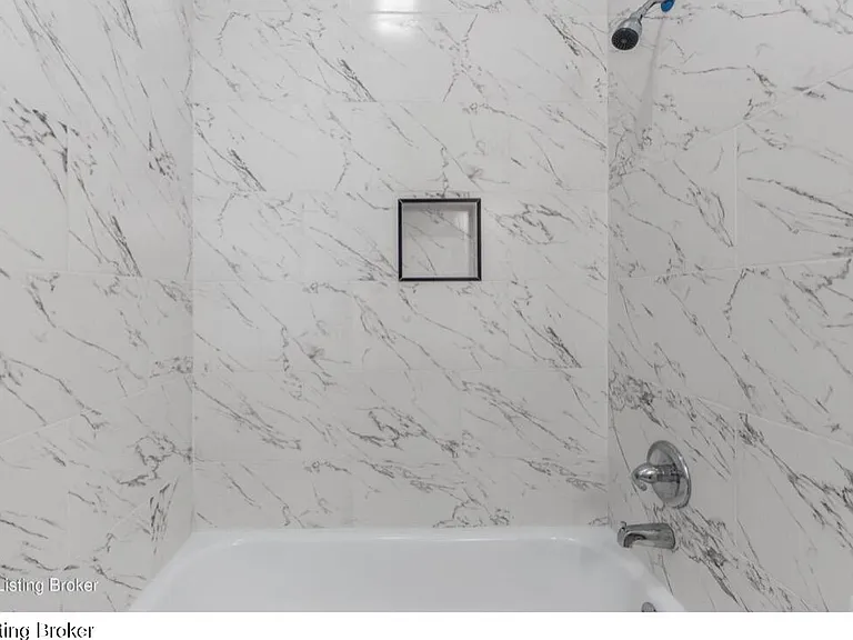 2205 Bolling Ave — Photo 10