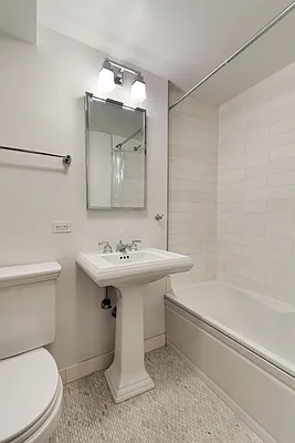 Rented by Cooper & Cooper Real Estate | media 13