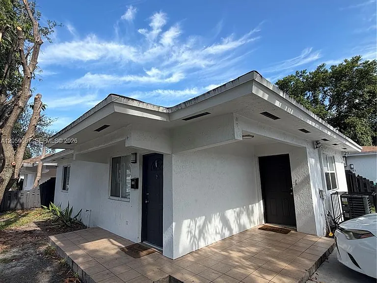 590 NW 58th St — Photo 12