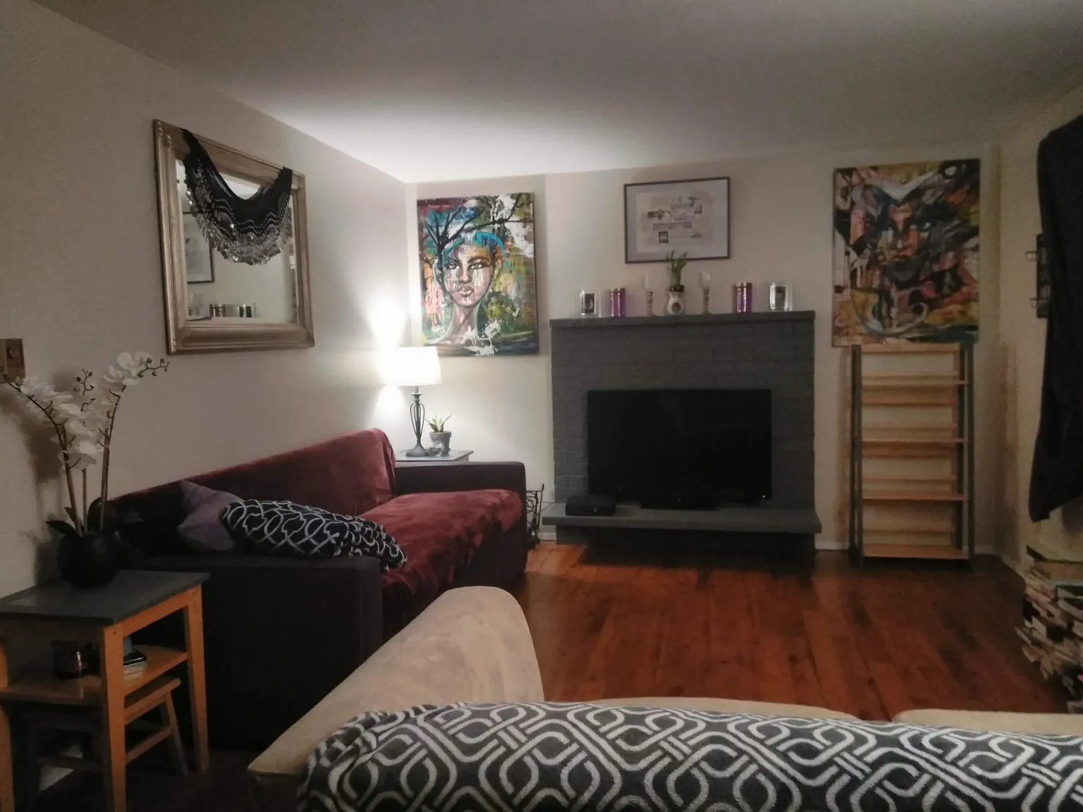 4 bed, 910 sqft, $3,100 — Photo 4