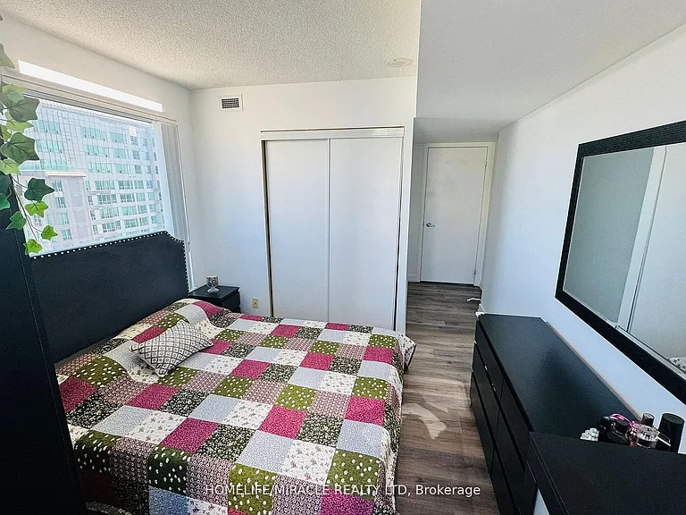 36 Lee Centre Dr #2106 — Photo 15