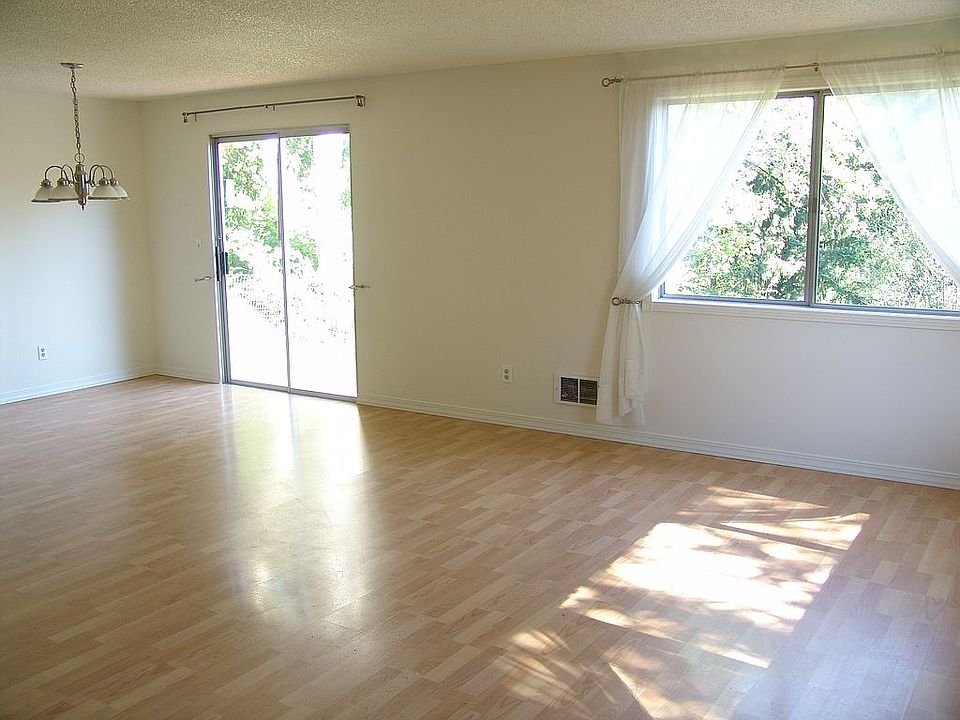 2nd image of 63603 4th Rd