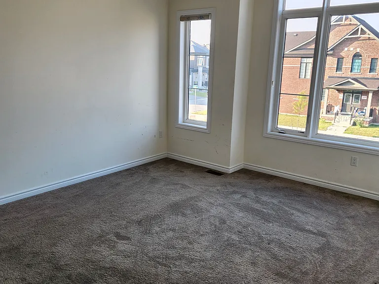 134 Petch Ave — Photo 10