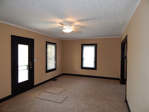 3rd image of 1508 N Kealing Ave