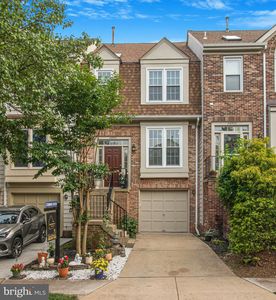 46932 Trumpet Cir, Sterling, VA, 20164