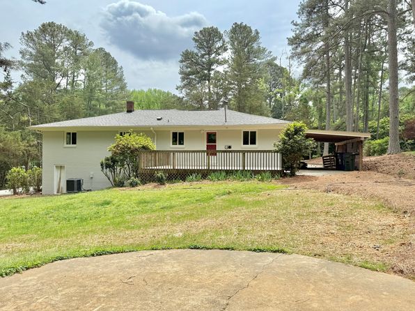 10 Windsor Cir #1