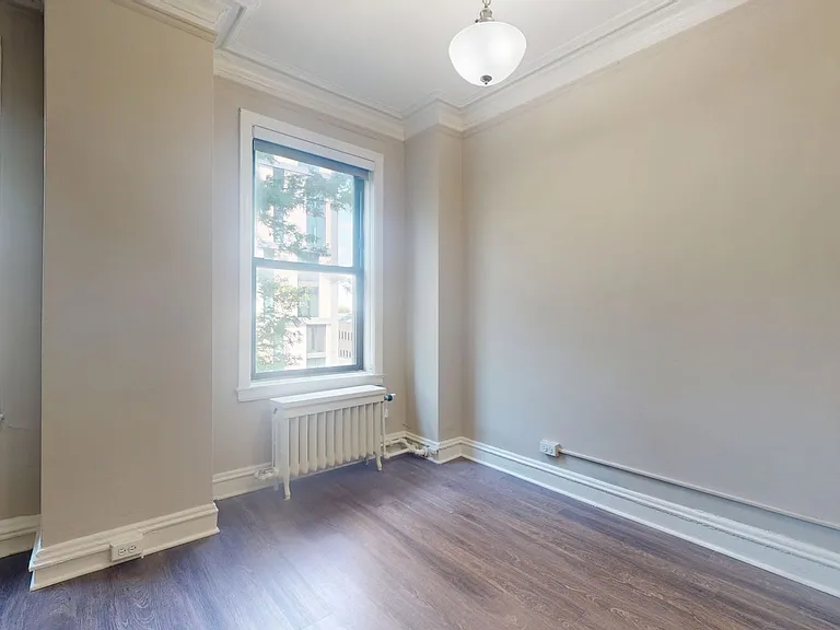 Dining/Living room