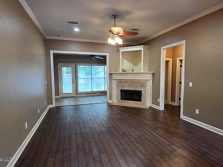 124 Cowles Creek Rd — Photo 4