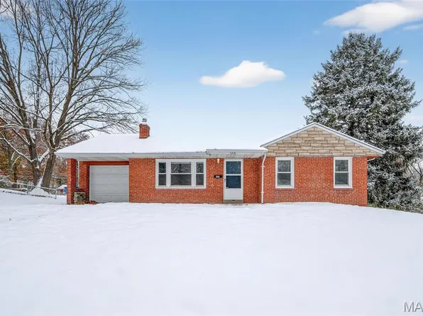 1221 Thatcher Ave, Saint Louis, MO 63135