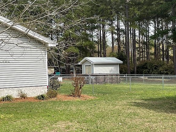 3rd image of 16 Marshall Dr