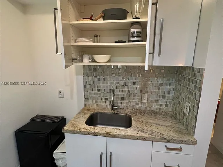 818 Pennsylvania Ave #1 — Photo 11