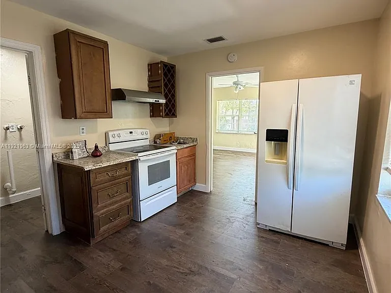 1320 SW 11th Ave #A — Photo 2