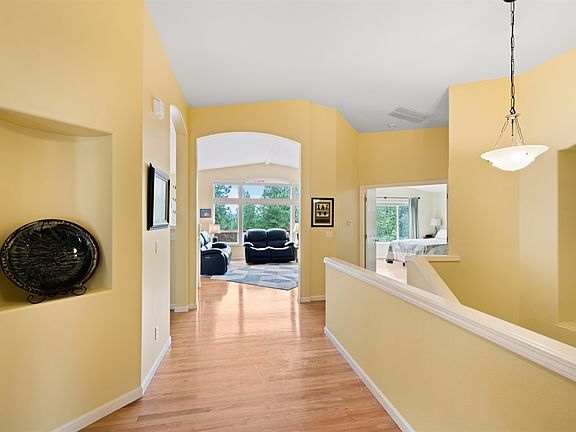 3rd image of 5122 S Fairfax Ln