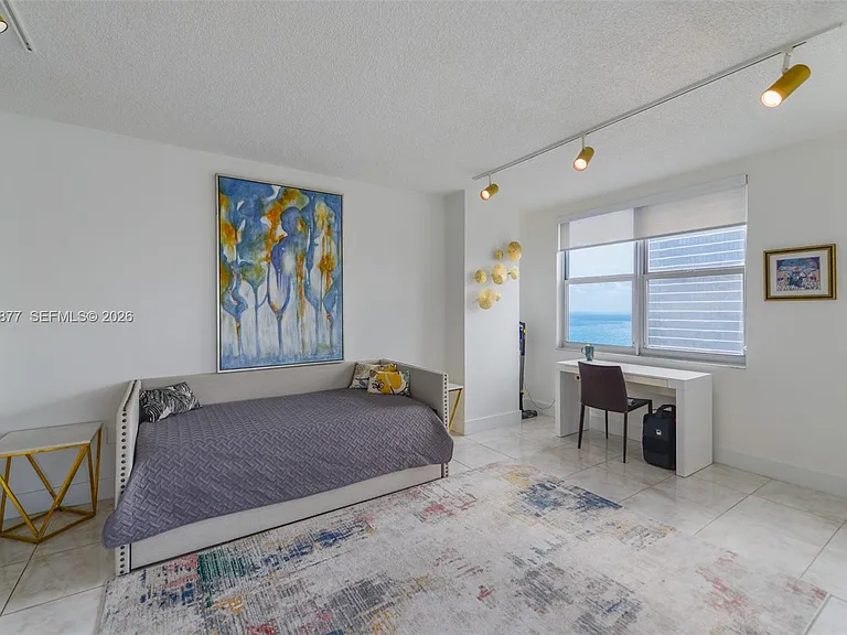 1950 S Ocean Dr #19E — Photo 19