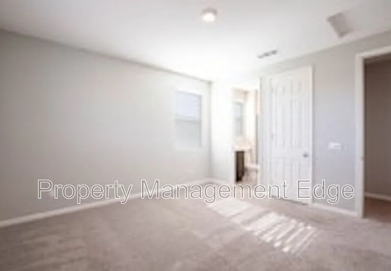 30524 Fragrant St — Photo 8