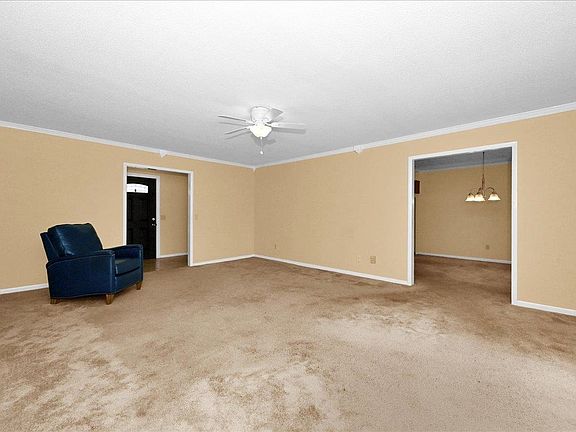 5th image of 1643 Catoma Ln NE