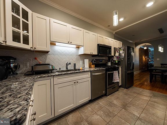 3rd image of 3127 Odonnell St