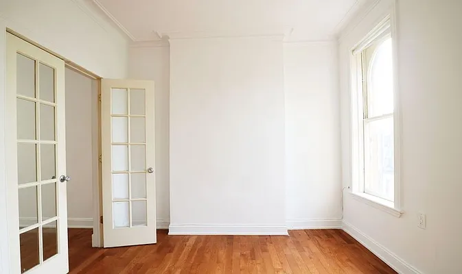 Rented by Voro, LLC | media 12